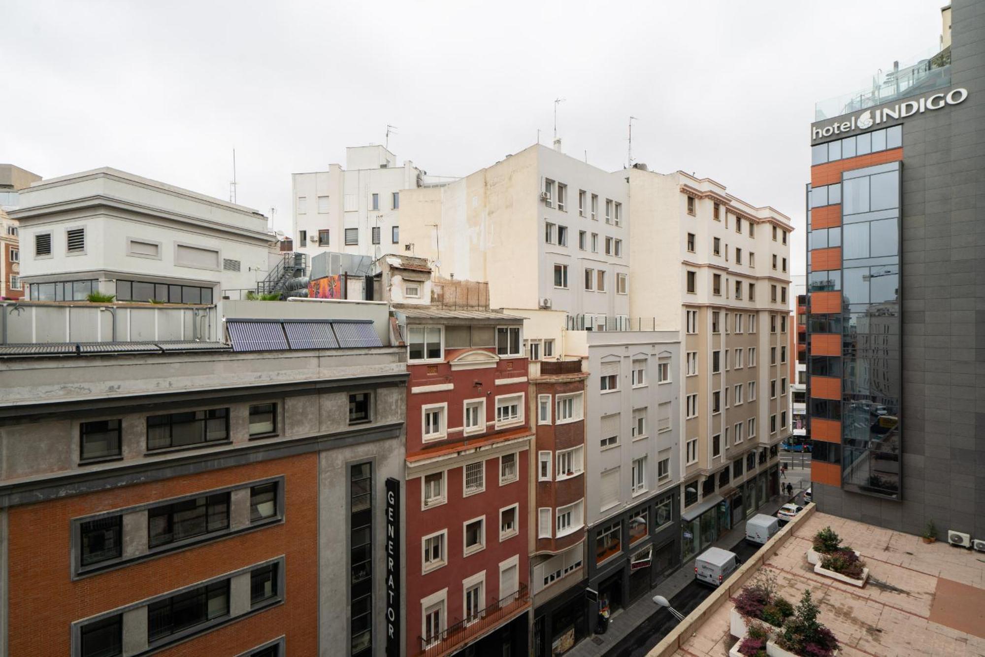 Apartamento Reformado Para 6 Personas En Plena Gran Via Alquiler Temporal Madrid Esterno foto